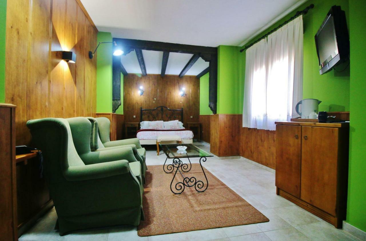 Posada Del Camino Real Torrelaguna المظهر الخارجي الصورة