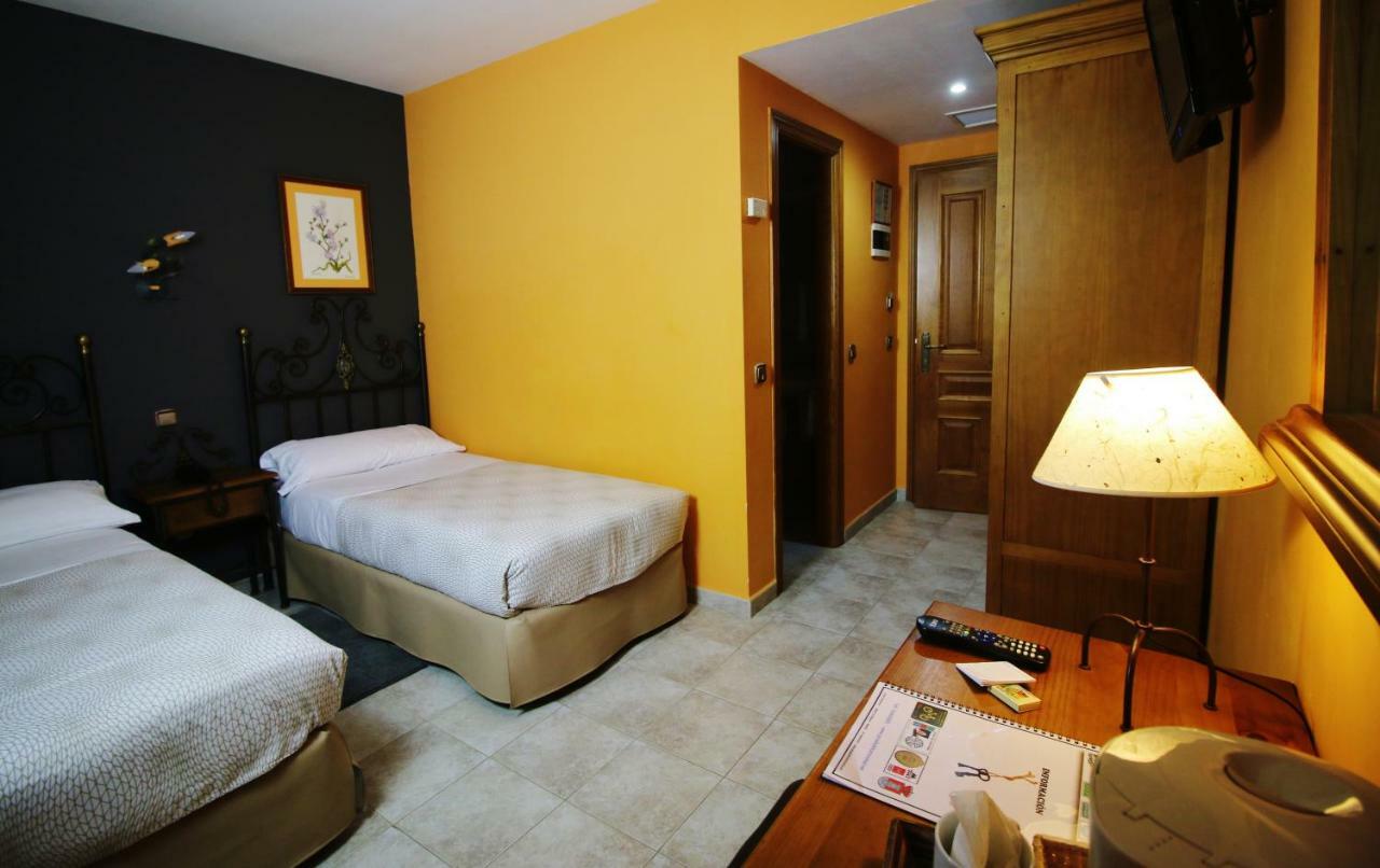 Posada Del Camino Real Torrelaguna المظهر الخارجي الصورة